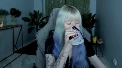 Snapshot of lexiwenford chatting on 13, 11, 2025 Lexi Wenford NO NUDE GODDESS online show from 13, 11, 2025