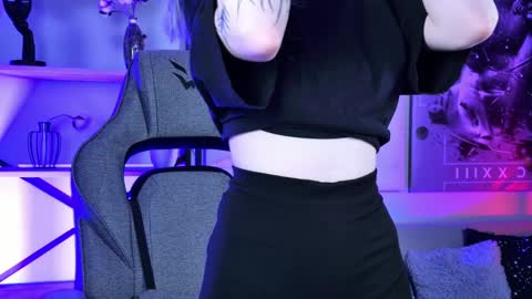 Snapshot of lexiwenford chatting on 7, 4, 2026 Lexi Wenford NO NUDE GODDESS online show from 7, 4, 2026