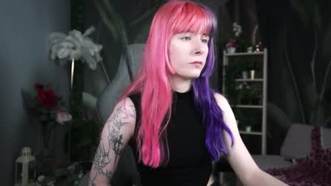 Lexi Wenford NO NUDE GODDESS online show from 30, 6, 2026
