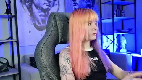 Lexi Wenford NO NUDE GODDESS online show from 24, 7, 2026