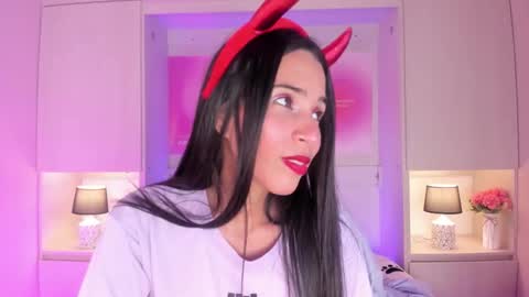 L I A  online show from 9, 1, 2026