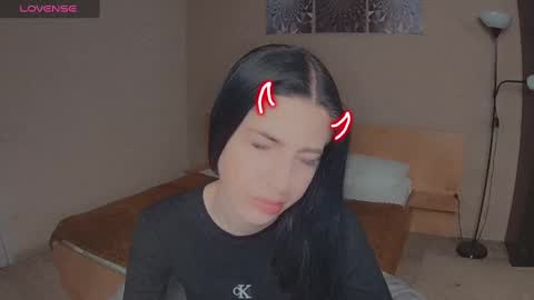 lexyswett online show from 6, 3, 2025