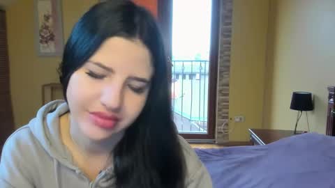 lexyswett online show from 4, 11, 2025