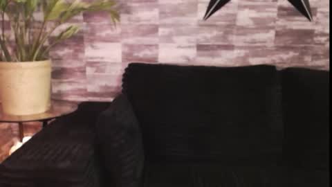 Snapshot of lexywetrain chatting on 5, 2, 2026 lexywetrain online show from 5, 2, 2026