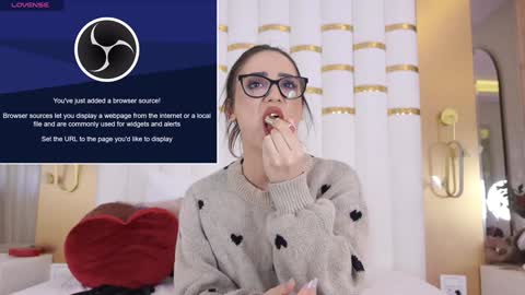 Snapshot of lexywillde chatting on 8, 2, 2025 LexyWillde online show from 8, 2, 2025