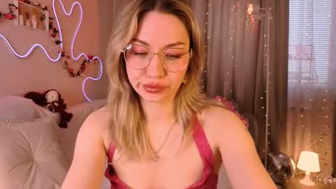 Snapshot of leyalayla chatting on 19, 3, 2026 Lily online show from 19, 3, 2026