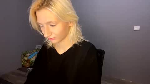 Leya online show from 28, 11, 2025