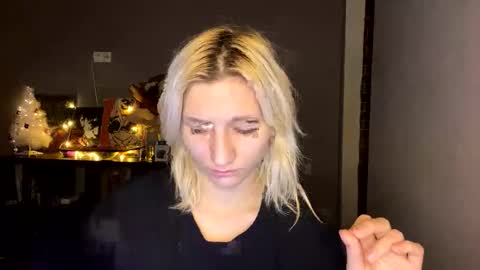 Leya online show from 14, 12, 2025