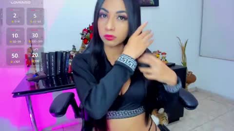 Leydy Stone online show from 7, 2, 2025