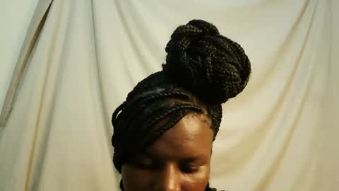 Snapshot of leylacuty13 chatting on 10, 3, 2026 leylacuty13 online show from 10, 3, 2026