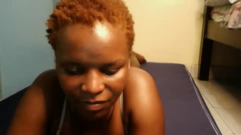 Snapshot of leylacuty13 chatting on 8, 4, 2026 leylacuty13 online show from 8, 4, 2026