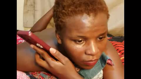 Snapshot of leylacuty13 chatting on 15, 4, 2026 leylacuty13 online show from 15, 4, 2026