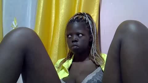 Snapshot of leylani69 chatting on 26, 2, 2025 laylani69 online show from 26, 2, 2025