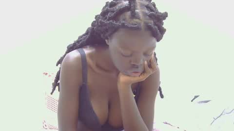 Snapshot of leylani69 chatting on 20, 7, 2026 laylani69 online show from 20, 7, 2026