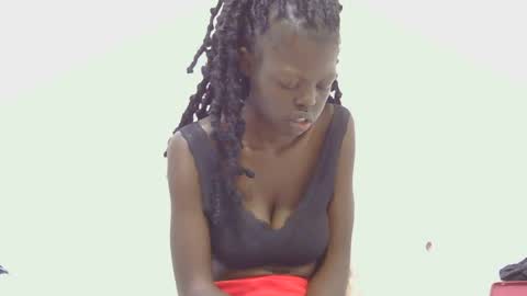 Snapshot of leylani69 chatting on 31, 7, 2026 laylani69 online show from 31, 7, 2026