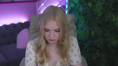 Snapshot of leylareed chatting on 22, 7, 2026 Layla online show from 22, 7, 2026