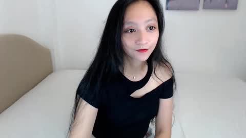 Snapshot of lhalyn060624 chatting on 3, 10, 2025 Lyn online show from 3, 10, 2025