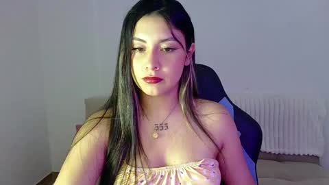 Snapshot of lia_14_ chatting on 5, 5, 2026 Lia online show from 5, 5, 2026
