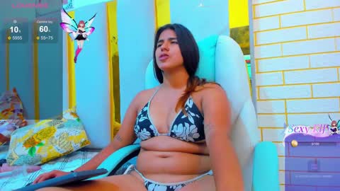 Snapshot of lia_ashley chatting on 5, 3, 2025 Ashley online show from 5, 3, 2025