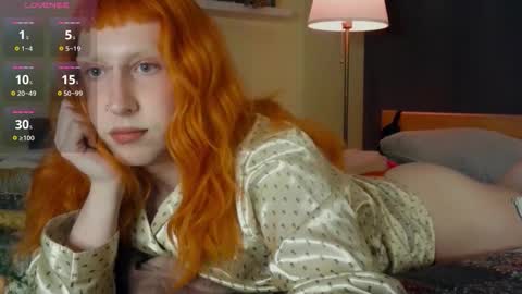 Snapshot of lia_grl chatting on 3, 5, 2026 lia_grl online show from 3, 5, 2026