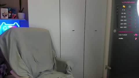 Lia online show from 14, 11, 2025