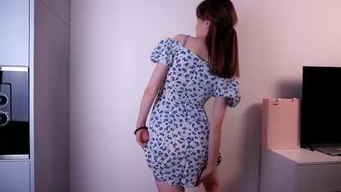 Snapshot of lia_lure chatting on 3, 5, 2026 Lia online show from 3, 5, 2026