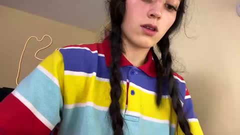 Little Queen Lia  online show from 4, 12, 2025