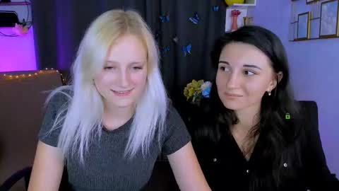 Snapshot of lia_sunset chatting on 9, 9, 2025 Lia online show from 9, 9, 2025