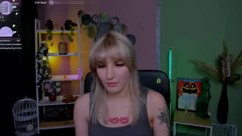 Snapshot of lia_sunset chatting on 29, 9, 2025 Lia online show from 29, 9, 2025