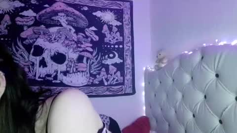 lia_whitexx online show from 4, 7, 2026