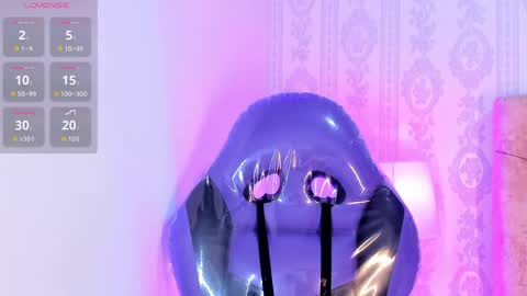 Snapshot of liaa_18 chatting on 22, 4, 2026 Liaa online show from 22, 4, 2026