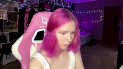 Snapshot of liaaluna chatting on 23, 6, 2026 Lia online show from 23, 6, 2026