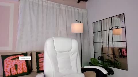 Snapshot of liaamoon_ chatting on 19, 5, 2026 Lia online show from 19, 5, 2026