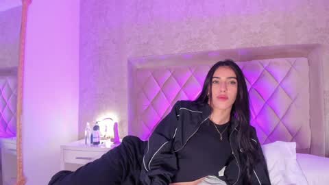 Snapshot of liaflowers chatting on 21, 1, 2025 Lia online show from 21, 1, 2025