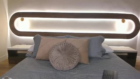 liah_evanss online show from 9, 9, 2025