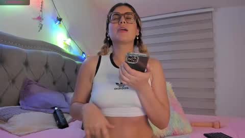 Lia  online show from 11, 2, 2025