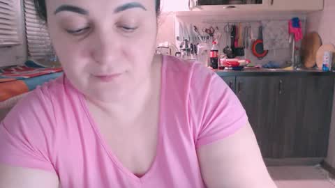 Snapshot of liahsofty chatting on 29, 12, 2024 miss Lia colection for travel online show from 29, 12, 2024