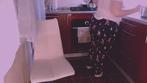 Snapshot of liahsofty chatting on 15, 3, 2026 miss Lia colection for travel online show from 15, 3, 2026