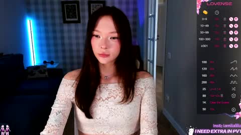 Snapshot of lialilia chatting on 11, 4, 2026 lialilia online show from 11, 4, 2026