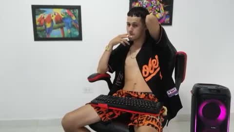 Snapshot of liam_andres12 chatting on 5, 11, 2025 Andres online show from 5, 11, 2025