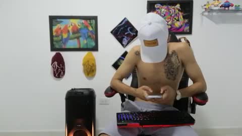 Snapshot of liam_andres12 chatting on 12, 11, 2025 Andres online show from 12, 11, 2025