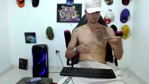 Snapshot of liam_andres12 chatting on 30, 5, 2026 Andres online show from 30, 5, 2026