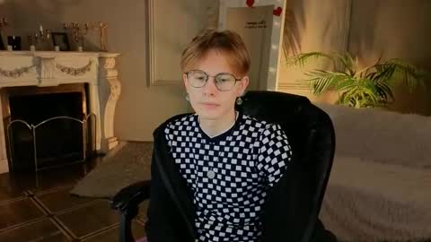 Snapshot of liam_blair chatting on 28, 3, 2026 LIAM online show from 28, 3, 2026