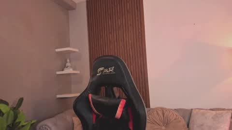 Snapshot of liam_colliins chatting on 7, 2, 2026 Liam Collins online show from 7, 2, 2026