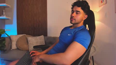 Snapshot of liam_colliins chatting on 7, 3, 2026 Liam Collins online show from 7, 3, 2026