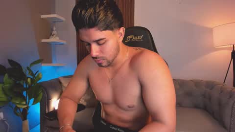 Snapshot of liam_colliins chatting on 11, 3, 2026 Liam Collins online show from 11, 3, 2026