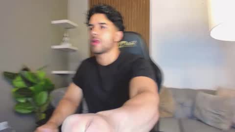 Snapshot of liam_colliins chatting on 20, 3, 2026 Liam Collins online show from 20, 3, 2026