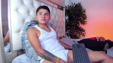 Snapshot of liam_dustin chatting on 23, 7, 2026 Liam online show from 23, 7, 2026