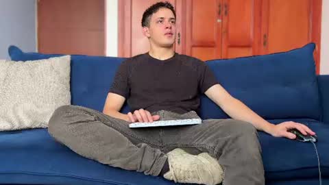 Snapshot of liam_enzho chatting on 3, 8, 2026 Liam online show from 3, 8, 2026