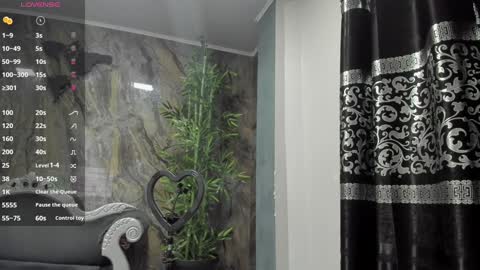 LIAM KLEIN online show from 30, 12, 2024